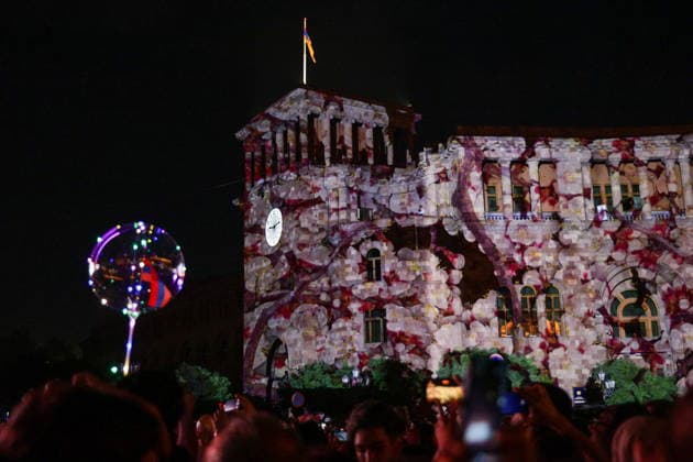 ARMENIA, YEREVAN - SEPTEMBER 21, 2026: A celebration marks 35 years of Armenia s Independence in Republic Square on Independence Day. Alexander Patrin TASS  98106871