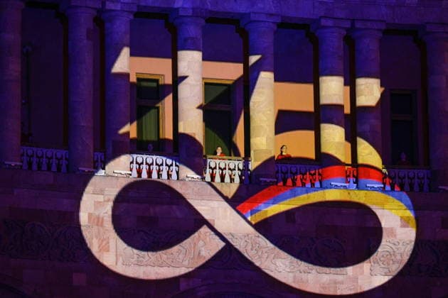 ARMENIA, YEREVAN - SEPTEMBER 21, 2026: A celebration marks 35 years of Armenia s Independence in Republic Square on Independence Day. Alexander Patrin TASS  98107522