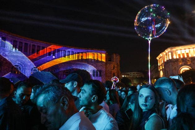ARMENIA, YEREVAN - SEPTEMBER 21, 2026: People take part in a celebration marking 35 years of Armenia s Independence in Republic Square on Independence Day. Alexander Patrin TASS  98107543