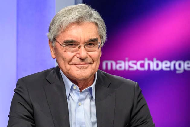 Pictured, from left: Joe Kaeser of Siemens Energy, Germany, Berlin, studio, appearing on Maischberger, a political talk show, TV program, with host Sandra Maischberger, Das Erste, filmed at Studio 20 in Adlershof on September 21, 2026, Copyright: HMBxMedia UwexKoch