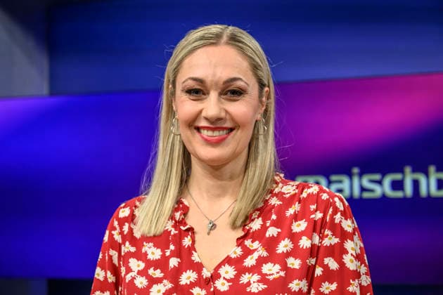 Pictured, from left: Ruth Moschner, host, Germany, Berlin, studio, guest on Maischberger, political talk show, TV, program, with host Sandra Maischberger, Das Erste, from Studio 20 in Adlershof, September 21, 2026, Copyright: HMBxMedia UwexKoch