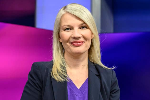 In the photo, from left: Annett Meiritz, Handelsblatt, GER, Berlin, studio, guest on Maischberger, political talk show, TV, program, with host Sandra Maischberger, Das Erste, from Studio 20 in Adlershof, September 21, 2026, Copyright: HMBxMedia UwexKoch