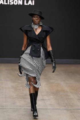FJU Talent LFW SS27 Catwalk Show Model Walks the FJU Talent LFW SS27 show on the 19,09,2026, Credit:JIMMY JAMES Avalon UK, London  Copyright: xJIMMYxJAMESx xAvalonx 1137124416