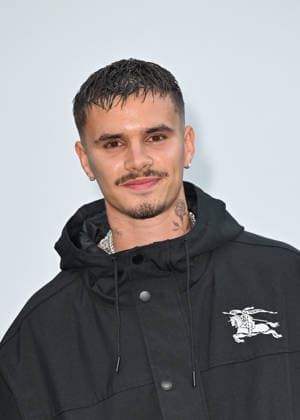 Celebrity guests arrive at the Burberry catwalk show as part of London Fashion Week, held at Chelsea College of Arts, London Featuring: Romeo Beckham Where: London, United Kingdom When: 21 Sep 2026 Credit: Cover Images EDITORIAL USE ONLY. NOT FOR USE BY NEWSPAPERS BASED IN THE UK. Copyright: xx coverimg56042710