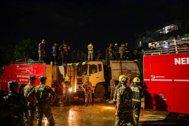 Nepal: Fire Breaks Out At Plastic Warehouse In Kathmandu Security personnel from the Nepal Army, Armed Police Force (APF) and Nepal Police, along with firefighters from Kathmandu Metropolitan City, work to extinguish a fire at a plastic warehouse near residential houses and the waste-management centre in Teku, Kathmandu, Nepal, on September 21, 2026. The fire broke out at a plastic warehouse in Kathmandu Metropolitan City-12, with firefighters, security personnel and local residents working to control the blaze. The cause of the fire and the extent of the damage were not immediately known. Kathmandu Bagmati Nepal  Copyright: xSafalxPrakashxShresthax originalFilename: shrestha-nepalfir260921_npHe2.jpg