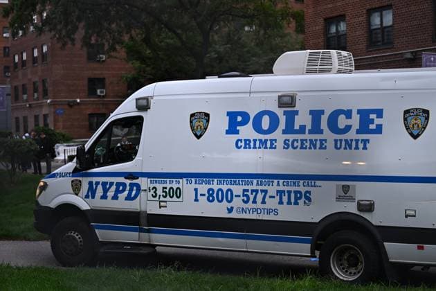 September 21, 2026, Far Rockaway, Queens, New York, USA: NYPD officers work the scene where a 14-year-old boy was shot at 430 Beach 54 Street in Far Rockaway, Queens, New York, United States on Monday, September 21, 2026. The shooting happened after 3:30 pm and the victim was transported to LI Jewish Hospital Cohen and was originally listed in critical condition. A scooter and shell casings were found at the scene. There are no arrests and the investigation is ongoing by the NYPD. Far Rockaway, Queens USA - ZUMAs197 20260921_aaa_s197_092 Copyright: xKylexMazzax
