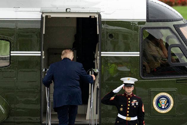 President Donald Trump boards the new Marine One, a Sikorsky VH-92A Patriot, on the new helipad on the South Lawn of the White House in Washington, DC on Monday, September 21, 2026.  WASP20260921111 AlxDrago