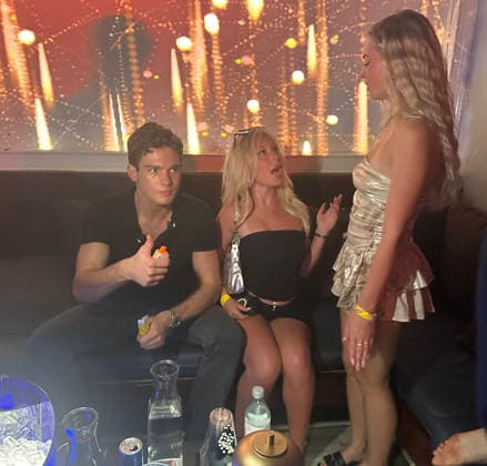 August 14, 2026, Waet Plam Beach, Florida, United States Of America: WEST PALM BEACH, FLORIDA - AUGUST 14: Controversial looksmaxxing content creator Braden Peters, better known as Clavicular Kicks off his College Tour at Club Camelot. Meanwhile girlfriend ily Snyder (who is reportedly trying to have a child with) was no where in sight and clav was with some new girls as the drama continues in West Plam Beach, Florida...People: Clavicular Waet Plam Beach United States Of America - ZUMAs214 20260814_aaa_s214_005 Copyright: xSMGx