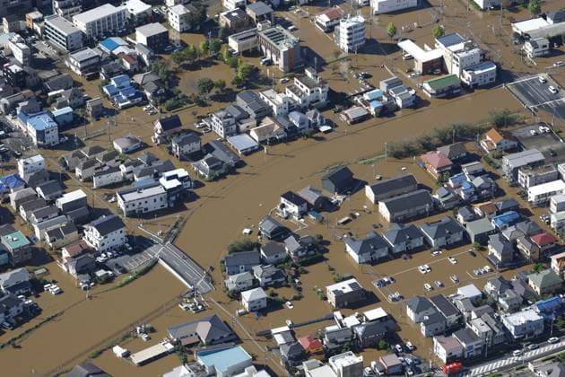Aftermath of Typhoon Dujuan Photo taken on Sept. 22, 2026, from a Kyodo News helicopter shows a flooded residential area in Sakura in Chiba Prefecture, eastern Japan, following heavy rain caused by Typhoon Dujuan.  A14AA0005628214P