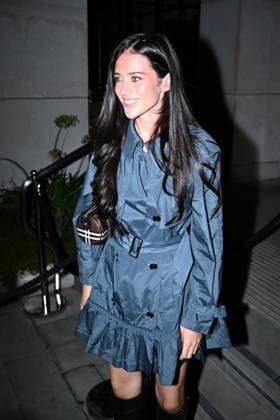 Olivia Neill at the Burberry Spring Summer 2027 Ready-to-Wear Collection show during London Fashion Week (LFW) on September 21, 2026. Gedeon Taieb, Bestimage. Celebrities at the Burberry Spring Summer 2027 Ready-to-Wear Collection show during London Fashion Week (LFW) on September 21, 2026, London, United Kingdom  Copyright: xGedeonxTaiebx xBestimagexGedeonxTaiebx xBestimagex