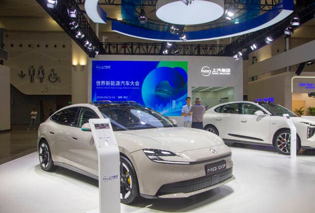 HAIKOU, CHINA - SEPTEMBER 22: The 2026 World New Energy Vehicle Congress opens at the Hainan International Convention and Exhibition Center on September 22, 2026 in Haikou, Hainan Province of China. The event is co-organized by the China Association for Science and Technology, the People s Government of Hainan Province, the Ministry of Science and Technology, and the Ministry of Industry and Information Technology under the theme Transformation and Upgrading, Resilient Growth .  Copyright: xVCGx 111668686598
