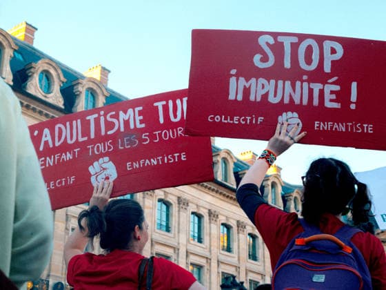 Protest against sexual violence in support of a comprehensive law in front of the Ministry of Justice, Place Vendôme, in Paris. Since that day, members of Parliament have been reviewing, within a special commission, the 69 articles of a proposed comprehensive bill against such violence. Demonstration against sexual violence in support of a comprehensive law in front of the Ministry of Justice, Place Vendôme, Paris. Since that day, members of parliament have been reviewing the 69 articles of a so-called comprehensive bill against such violence in a special committee. 459814 2026 09 21 France  Copyright: xOlivierxJorrionx xStarfacex STAR_459814_013
