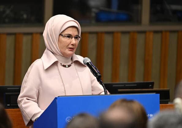 First Lady Emine Erdogan attends UN panel on safe digital systems for children NEW YORK, UNITED STATES - SEPTEMBER 21: First Lady of Turkiye and Chair of the UN High-Level Advisory Board on Zero Waste Emine Erdogan makes a speech during the high-level panel discussion titled Invisible Architecture: Building Safe Digital Systems for Children – Promoting International Standards and Shared Responsibility held on the sidelines of the 81st United Nations General Assembly (UNGA) in New York, United States on September 21, 2026. Mehmet Ali Ozcan Anadolu New York United States. Editorial use only. Please get in touch for any other usage.  Copyright: x2026xAnadoluxMehmetxAlixOzcanx