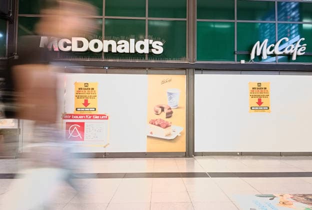September 16, 2026, Nuremberg, Bayern, Germany: Daily Life and News , Mc Donalds. A McDonald s location is closed for renovation in Nuremberg , Bayern, Germany . September 16th, 2026 Nuremberg Germany - ZUMAe140 20260916_zip_e140_003 Copyright: xDavidexEliasx