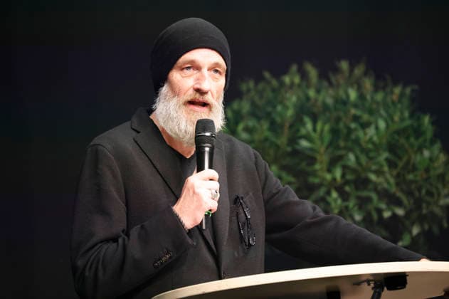 Torsten Sträter at the 10th Recklinghäuser Hurz Comedy Award ceremony at the Ruhrfestspielhaus in Recklinghausen, September 21, 2026 Foto:xT.xSchröerx xFuturexImagex hurz_6932