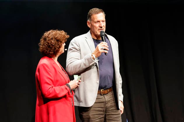 Steffi Neu and Ralf Moeller at the 10th Recklinghäuser Hurz Comedy Award ceremony at the Ruhrfestspielhaus in Recklinghausen, September 21, 2026 Foto:xT.xSchröerx xFuturexImagex hurz_6944
