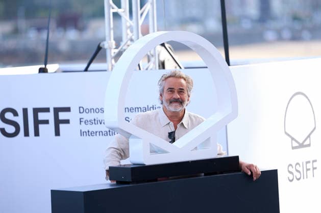 September 22, 2026, Donostia San Sebastian, Euskadi, Spain: Eduard FernoÂ¡ndez attended El mal padre Photocall during 74th San Sebastian International Film Festival at Kursaal Palace on September 22, 2026 in Donostia San Sebastian, Spain Donostia San Sebastian Spain - ZUMAg15_ 20260922_zaf_g15_028 Copyright: xJackxAbuinx