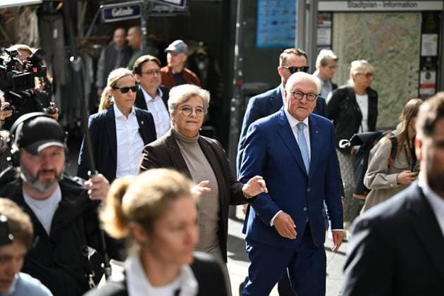 Local Time: Federal President in Hattingen ** FOR EDITORIAL PURPOSES ONLY ** EDITORIAL USE ONLY ** p Federal President Frank Walter Steinmeier (SPD) will set out on Tuesday morning, September 22, 2026, to kick off his three-day local time tour through downtown Hattingen. He will be accompanied by Mayor Melanie Witte Lonsing. Germany, North Rhine-Westphalia, Hattingen. Cop Copyright: MartinxMöller doc87plbdyzf54xoyla199 ,EDITORIAL USE ONLY Copyright: MartinxMöller