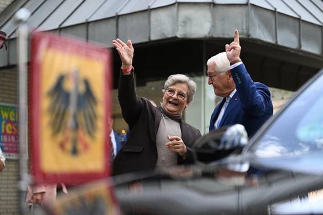 Local Time: Federal President in Hattingen ** FOR EDITORIAL PURPOSES ONLY ** EDITORIAL USE ONLY ** p Federal President Frank Walter Steinmeier (SPD) will set out on Tuesday morning, September 22, 2026, to kick off his three-day local time tour through downtown Hattingen. He will be accompanied by Mayor Melanie Witte Lonsing. Germany, North Rhine-Westphalia, Hattingen. Cop Copyright: MartinxMöller doc87plcaqiqya175l4eboa ,EDITORIAL USE ONLY Copyright: MartinxMöller