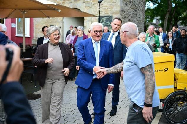 Local Time: Federal President in Hattingen ** FOR EDITORIAL PURPOSES ONLY ** EDITORIAL USE ONLY ** p Federal President Frank Walter Steinmeier (SPD) will set out on Tuesday morning, September 22, 2026, to kick off his three-day local time tour through downtown Hattingen. He will be accompanied by Mayor Melanie Witte Lonsing. Germany, North Rhine-Westphalia, Hattingen. Cop Copyright: MartinxMöller doc87ple5v0sb492e5gbg1 ,EDITORIAL USE ONLY Copyright: MartinxMöller