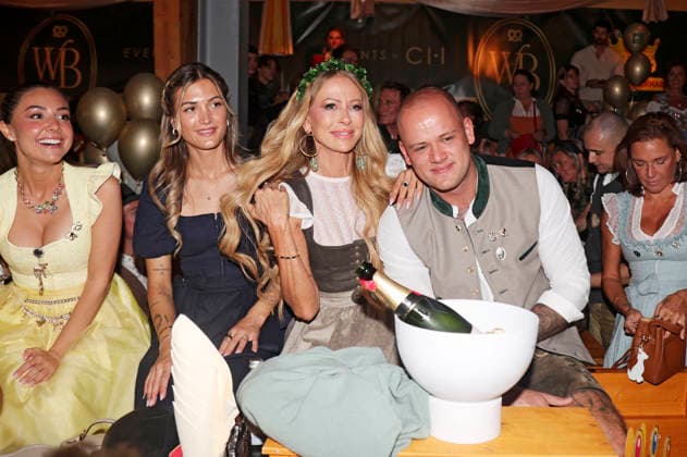 Jenny Elvers and Paul Jolig at the Cathy Hummels Wiesn Bummel during the 191st Oktoberfest in 2026 at the Theresienwiese in Munich, September 21, 2026 Foto:xAgenturxWehnertx xGränzdörferx xFuturexImagex wiesnbummel_6912