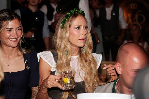 Jenny Elvers at the Cathy Hummels Wiesn Stroll during the 191st Oktoberfest in 2026 at the Theresienwiese in Munich, September 21, 2026 Foto:xAgenturxWehnertx xGränzdörferx xFuturexImagex wiesnbummel_6917