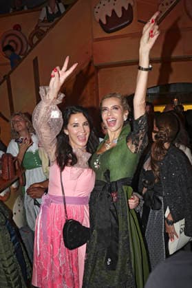 Mariella Ahrens and Verena Kerth at Cathy Hummels Wiesn Bummel at the 191st Oktoberfest in 2026 at the Theresienwiese in Munich, September 21, 2026 Foto:xAgenturxWehnertx xGränzdörferx xFuturexImagex wiesnbummel_6948