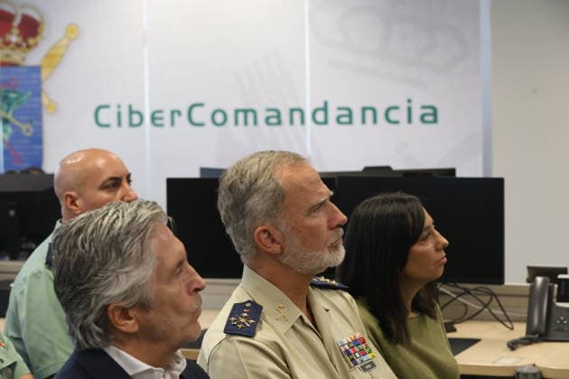 The King Visits the Civil Guard’s Cyber Command Center in León King Felipe VI, Interior Minister Fernando Grande Marlaska, and Civil Guard Director General Mercedes González, during a visit to the Civil Guard’s Cyber Command at the National Cybersecurity Institute on September 22, 2026, in León, Castile and León, Spain. The Cyber Command is designed to strengthen the Civil Guard’s operational capabilities in the prevention, investigation, and prosecution of crimes related to cyberspace. SEPTEMBER 22, 2026 León, Castile and León León, Castile and León, Spain Copyright: xFernandoxOterox 7791400