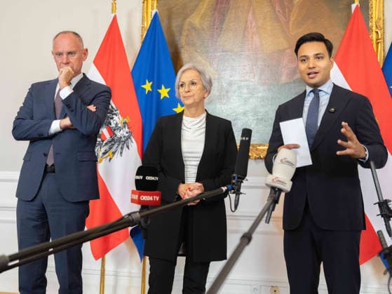 September 22, 2026: Federal Government Cabinet Meeting; Federal Minister of the Interior Gerhard Karner (ÖVP), Federal Minister of Justice Anna Sporrer (SPÖ), and Member of the National Council and Caucus Chair Yannick Shetty (NEOS) on September 22, 2026, at the Council of Ministers meeting for a doorstep interview followed by a press reception at the Federal Chancellery in Vienna, Vienna, Austria