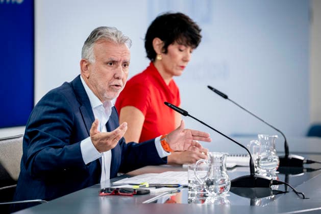 The Council of Ministers Reports on New Progress in the Administration of Ceuta The Minister of Territorial Policy and Democratic Memory, Ángel Víctor Torres, and the Minister of Inclusion, Social Security, and Migration and Government Spokesperson, Elma Saiz, during the press conference following the Council of Ministers meeting on September 22, 2026, in Madrid, Spain. The government has reported on the latest progress in managing the migration crisis that Ceuta has been experiencing since last July and has outlined the next steps to be taken. In addition, the Council of Ministers has approved other measures, such as the call for bids for the integration of the railway in Torrelavega. SEPTEMBER 22SEPTEMBER 2026 COUNCIL OF MINISTERS CEUTA Copyright: xA.xPÃ rezxMecax 7791573