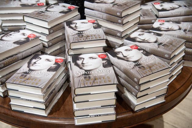 Charles Spencer, Earl Spencer s Diana Memorial Swan Song: Diana, My Sister released Today - Waterstones Piccadilly, London, UK - Tuesday 22 September 2026 A general view of Earl Spencer s (Charles Spencer) new book, a memorial of his late sister Princess Diana titled Swan Song: Diana, My Sister at Waterstones Piccadilly in London, England, UK on Tuesday 22 September, 2026 which is being released today., Credit:Justin Ng Avalon UK, England, London, Waterstones Piccadilly  Copyright: xJustinxNgx xAvalonx 1137214065