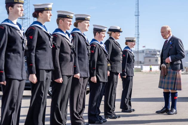 King Charles III visit to Peterhead King Charles III meets members of the Sea Cadets during a visit to Peterhead Port, Aberdeenshire, to meet organisations involved in the area s local energy ecosystem, which is helping to drive the UK s transition to clean and renewable energy. Picture date: Tuesday September 22, 2026., Credit:Jane Barlow PA ROTA - B68 Avalon UK, Peterhead  Copyright: xJanexBarlowx xPAxROTAx-xB68x xAvalonx 1137216147