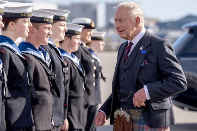 King Charles III visit to Peterhead King Charles III meets members of the Sea Cadets during a visit to Peterhead Port, Aberdeenshire, to meet organisations involved in the area s local energy ecosystem, which is helping to drive the UK s transition to clean and renewable energy. Picture date: Tuesday September 22, 2026., Credit:Jane Barlow PA ROTA - B68 Avalon UK, Peterhead  Copyright: xJanexBarlowx xPAxROTAx-xB68x xAvalonx 1137216158