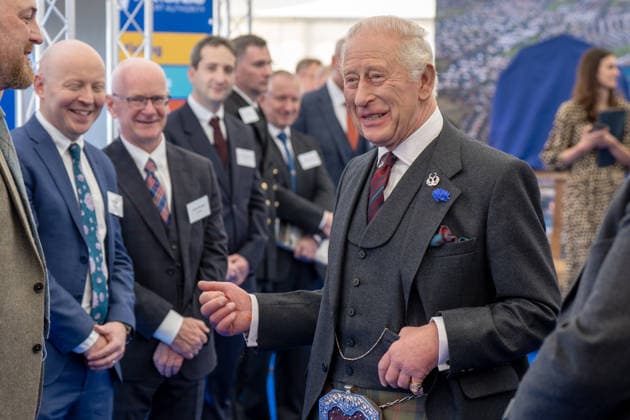 King Charles III visit to Peterhead King Charles III during a visit to Peterhead Port, Aberdeenshire, to meet organisations involved in the area s local energy ecosystem, which is helping to drive the UK s transition to clean and renewable energy. Picture date: Tuesday September 22, 2026., Credit:Jane Barlow PA ROTA - B68 Avalon UK, Peterhead  Copyright: xJanexBarlowx xPAxROTAx-xB68x xAvalonx 1137225982