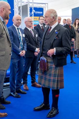King Charles III visit to Peterhead King Charles III during a visit to Peterhead Port, Aberdeenshire, to meet organisations involved in the area s local energy ecosystem, which is helping to drive the UK s transition to clean and renewable energy. Picture date: Tuesday September 22, 2026., Credit:Jane Barlow PA ROTA - B68 Avalon UK, Peterhead  Copyright: xJanexBarlowx xPAxROTAx-xB68x xAvalonx 1137226150