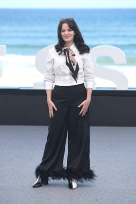 Alice Bailey Johnson at the photocall for the movie *Tender Loving Care* at the 74th San Sebastián International Film Festival (Festival Internacional de Cine de San Sebastián) on the Kursaal Terrace in San Sebastián, September 22, 2026 Foto:xC.xNiehausx xFuturexImagex tender_6908