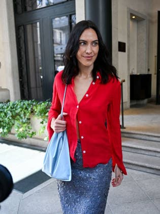 IPA88829453 - Milan, Milan Fashion Week 2026 - Celebrities in the City - Leaving Palazzo Parigi - Pictured: Alexa Chung  Copyright: xManuelexMangiarottix xManuelexMangiarottix IPA88829453