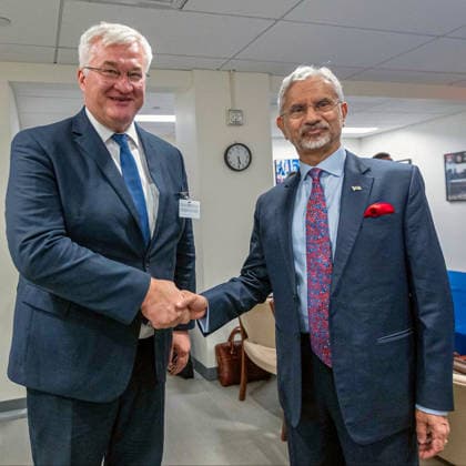 RECORD DATE NOT STATED EAM S. Jaishankar in New York New York U.S. , Sep 22 (ANI): India s Foreign Minister S. Jaishankar and Ukraine s Foreign Minister Andrii Sybiha shake hands during their bilateral talks on the sidelines of the 81st Session of UNGA 2026, in New York on Monday. (@DrSJaishankar X ANI Photo) New York USA Copyright: xANIx ANI_20260922054