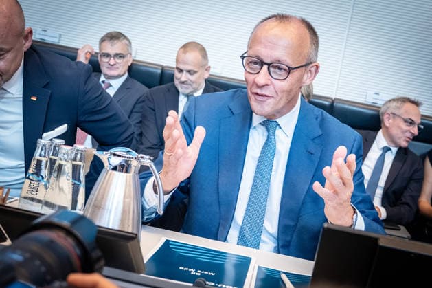 Chancellor Friedrich Merz at the start of the CDU and CSU caucus meeting in the German Bundestag; Session Week in the German Bundestag; Statements and the start of caucus meetings; Berlin, Berlin, Germany, Bundestag