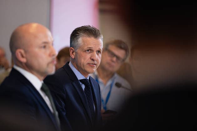 Press Statement by the CDU CSU Parliamentary Caucus in the Bundestag, Berlin, Germany, on September 22, 2026. CDU CSU Caucus Chair Thorsten Frei speaks to the press and journalists on the caucus floor of the Bundestag.