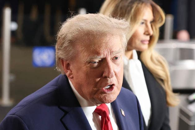 U.S. President Donald Trump spoke upon his arrival at the UN General Assembly in New York, United States, 22 September 2026. Trump told a CNN reporter that she should not be covering his arrival at the UN General Assembly, given his ongoing ban on that news network. Trump criticizes a CNN reporter for covering his arrival at the UN !ACHTUNG: NUR REDAKTIONELLE NUTZUNG!  Copyright: xOCTAVIOxGUZMÁNx AME9601 20260922-55021472235_1