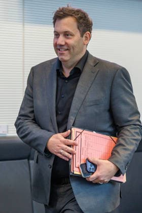 Statement by Lars Klingbeil, SPD, Federal Minister of Finance, at an SPD parliamentary group meeting on September 22, 2029, in Berlin, Berlin, Berlin, Germany, Reichstag