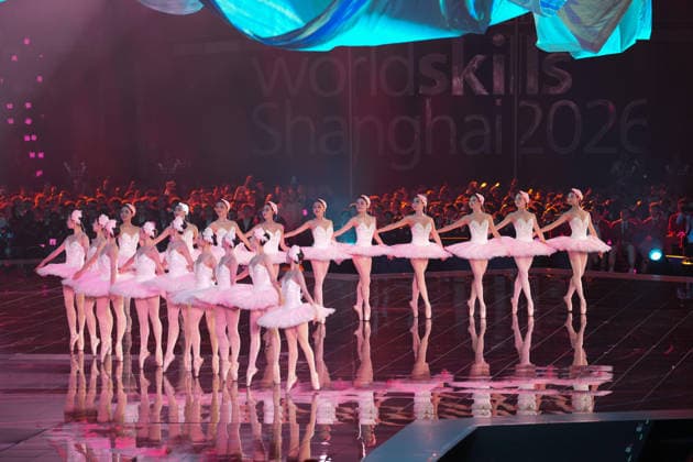 (260922) -- SHANGHAI, Sept. 22, 2026 -- People perform during the opening ceremony of the 48th WorldSkills Competition in east China s Shanghai, Sept. 22, 2026. The 48th WorldSkills Competition opened in Shanghai on Tuesday evening, with 1,385 competitors from 68 countries and regions vying in 64 skill events. ) CHINA-SHANGHAI-WORLDSKILLS COMPETITION-OPENING CEREMONY (CN) RenxPengfei 