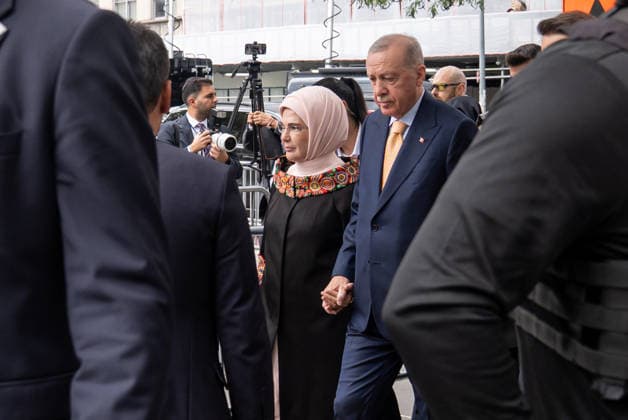 Turkish President Recep Tayyip Erdogan heads to UN General Assembly in New York NEW YORK, UNITED STATES - SEPTEMBER 22: Turkish President Recep Tayyip Erdogan, accompanied by his wife Emine Erdogan, leaves the Turkevi Center to head to the United Nations headquarters to attend the 81st session of the UN General Assembly, in New York, United States, September 2026. Mehmet Eser Anadolu New York United States. Editorial use only. Please get in touch for any other usage.  Copyright: x2026xAnadoluxMehmetxEserx