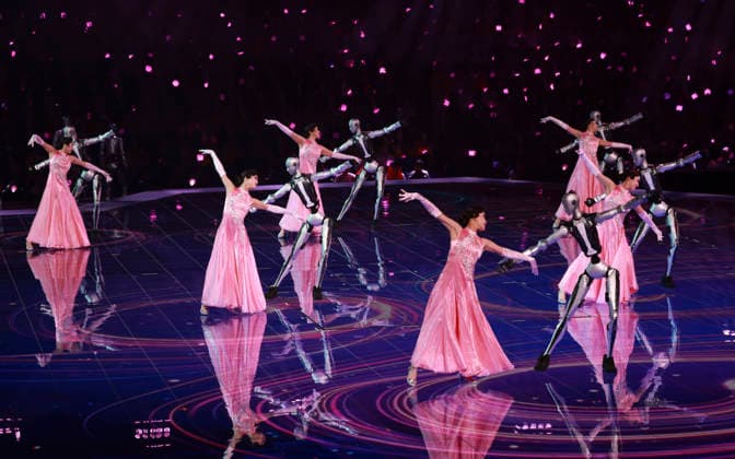 (260922) -- SHANGHAI, Sept. 22, 2026 -- People and robots perform during the opening ceremony of the 48th WorldSkills Competition in east China s Shanghai, Sept. 22, 2026. The 48th WorldSkills Competition opened in Shanghai on Tuesday evening, with 1,385 competitors from 68 countries and regions vying in 64 skill events. ) CHINA-SHANGHAI-WORLDSKILLS COMPETITION-OPENING CEREMONY (CN) DingxHaitao 