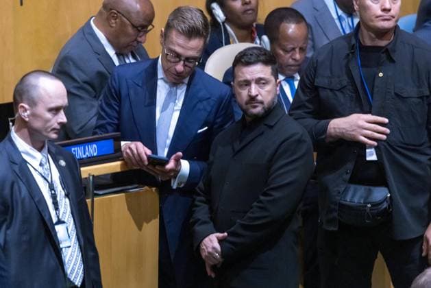 United Nations General Assembly Ukrainian President Volodymyr Zelensky talks with Finnish President Alexander Stubb during the 81st United Nations General Assembly at UN headquarters in New York, United States, on Tuesday, September 22, 2026 NEW YORK NY UNITED STATES Copyright: xWILLIAMxVOLCOVx