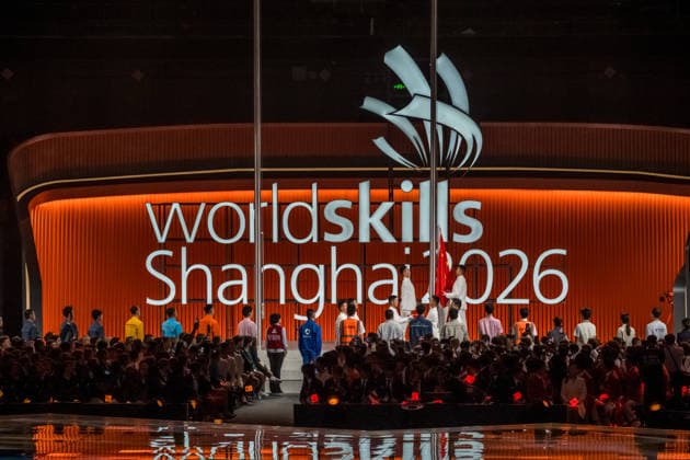 WorldSkills kicked off with an elaborately staged show in the Chinese metropolis of Shanghai. At the Mercedes-Benz Arena on the former Expo grounds, the 36 German participants entered the arena alongside delegations from around the world. Over the next four days of competition, these young skilled worke