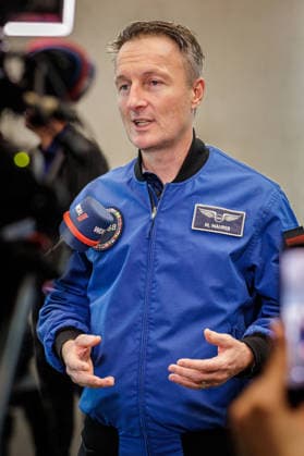September 22, 2026, Mönchengladbach: ESA astronaut Dr. Matthias Maurer in discussion with representatives of t