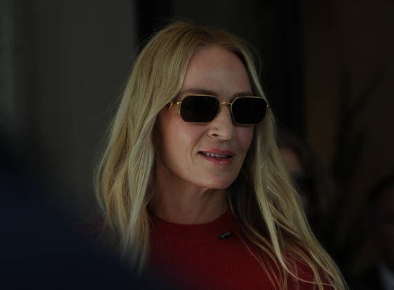 RECORD DATE NOT STATED IPA88836497 - Milan—Photo by Mimmo Carriero—Uma Thurman leaves the hotel to attend the Prada fashion show  Copyright: xx xx IPA88836497