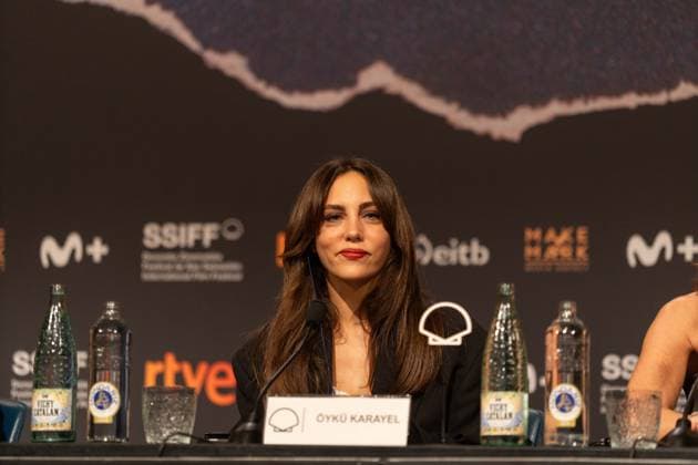 74th San Sebastian International Film Festival SAN SEBASTIAN, SPAIN - SEPTEMBER 22: Turkish actress Oyku Karayel attends the press conference after premiere of the Turkish film Artakalan in San Sebastian of Spain on September 22, 2026. The film Artakalan , written and directed by Yesim Ustaoglu is in selected for the festival s official program. Javi Julio Anadolu San Sebastian Spain. Editorial use only. Please get in touch for any other usage.  Copyright: x2026xAnadoluxJavixJuliox